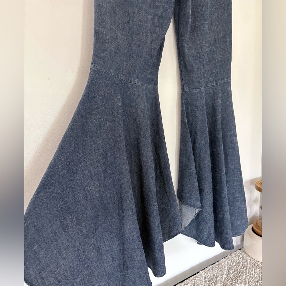ALICE + OLIVIA 6 JINNY Chambray Blue High-Low Pants Flare Leg Boho Hippie Chic - Picture 9 of 14